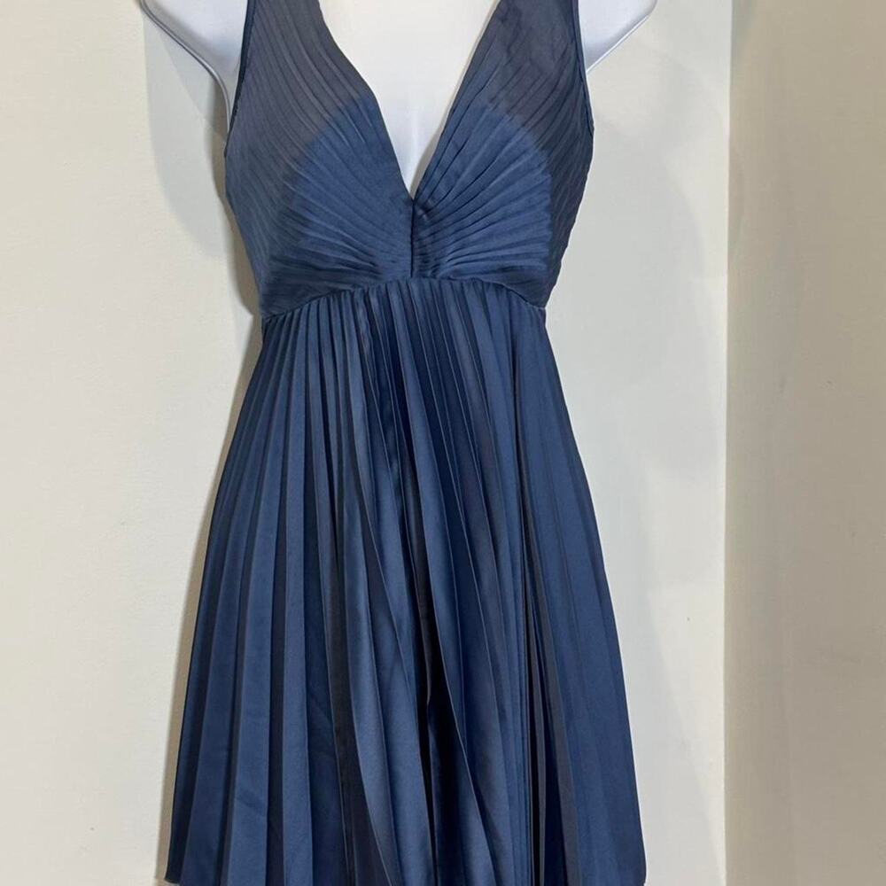 NWT Abercrombie Fitch Giselle Pleated Mini Dress Cocktail Going Out SZ XSP - Picture 3 of 5